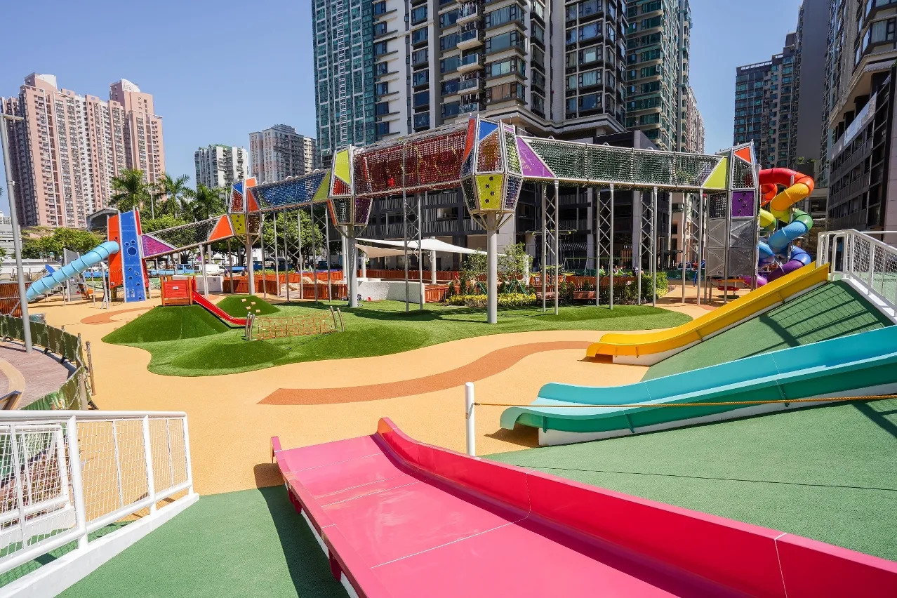 Details at Lam Mau Children's Playground Zhuhai — travel photo