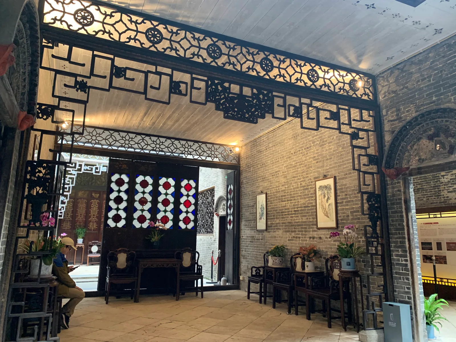 Main view at Lou Kau Mansion Zhuhai — travel photo
