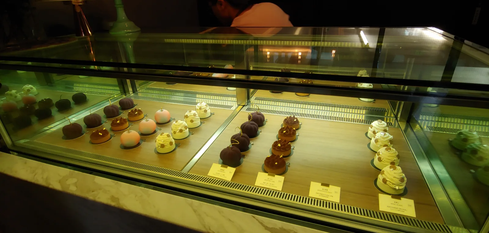 Details at ROCCA DESSERT STUDIO 預約制法式甜點 Zhuhai — travel photo