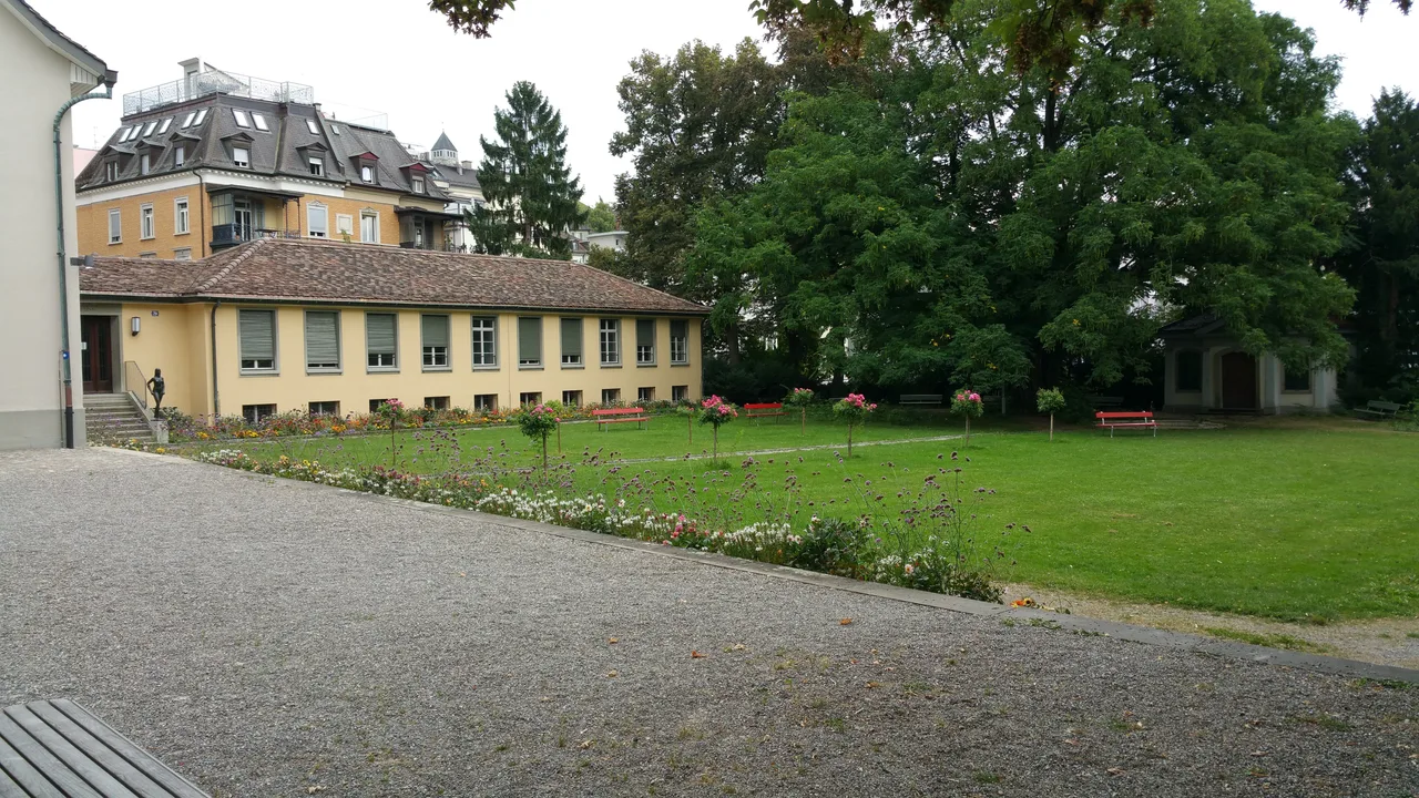 Beckenhof — romantic guide Zurich