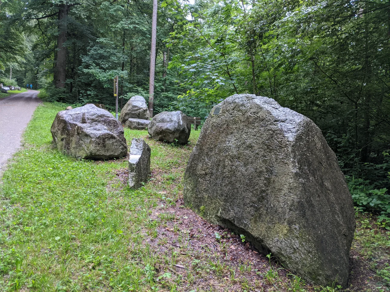 Boulder Educational Trail — romantic guide Zurich