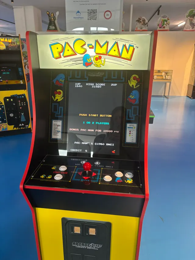 GamePlaza - Video Game Museum