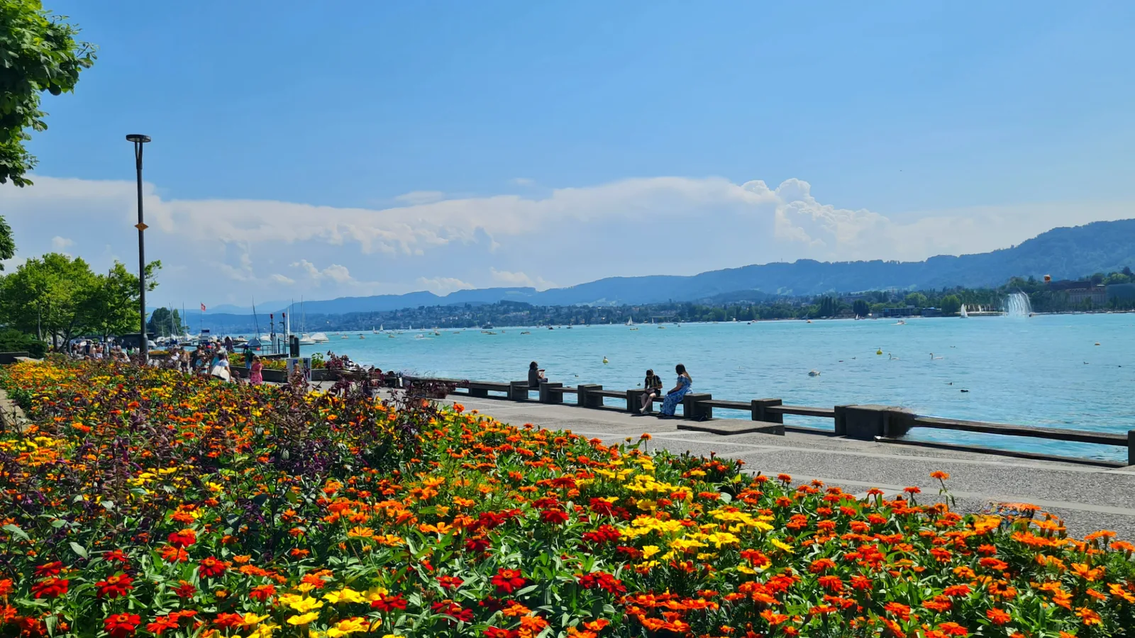 Details at Historische Quais am Zürichsee Zurich — travel photo
