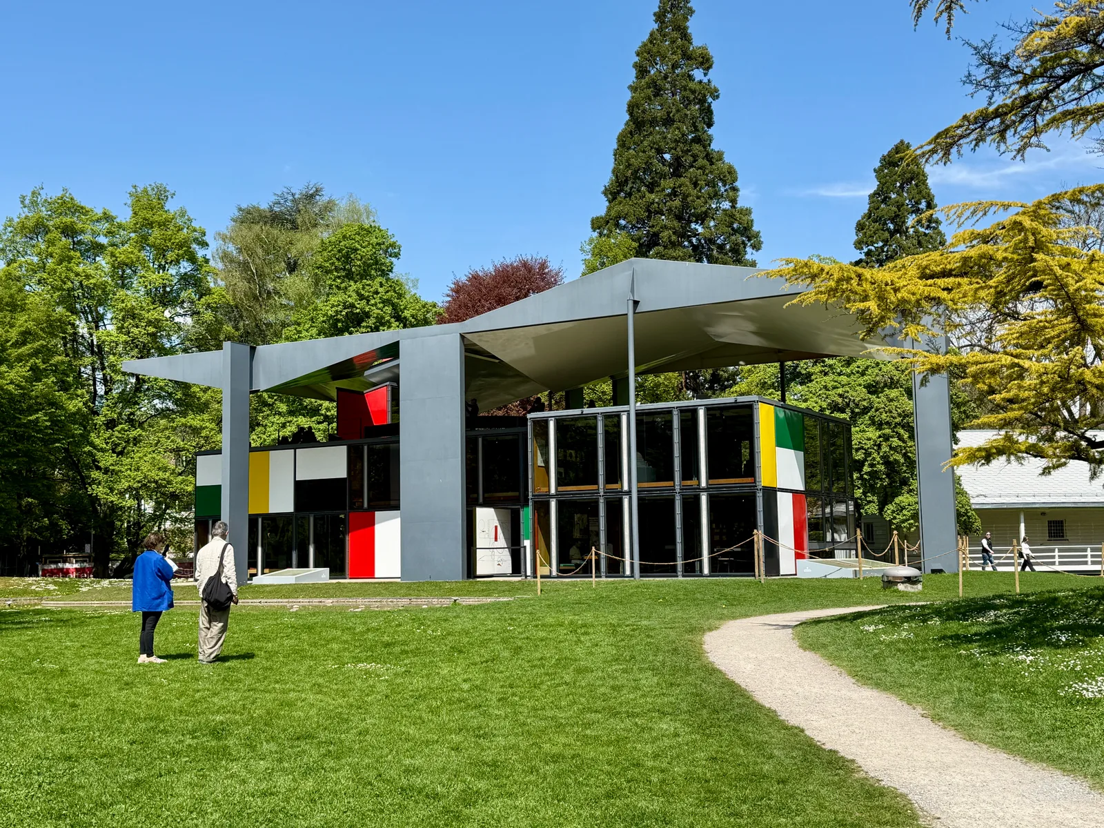 Details at Pavillon Le Corbusier Zurich — travel photo