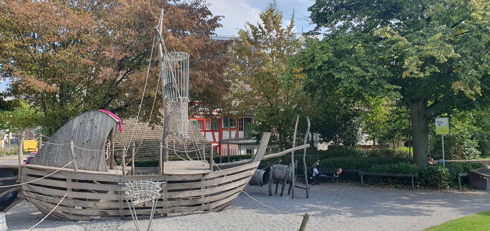 Atmosphere at Spielplatz Kollerwiese Zurich — travel photo