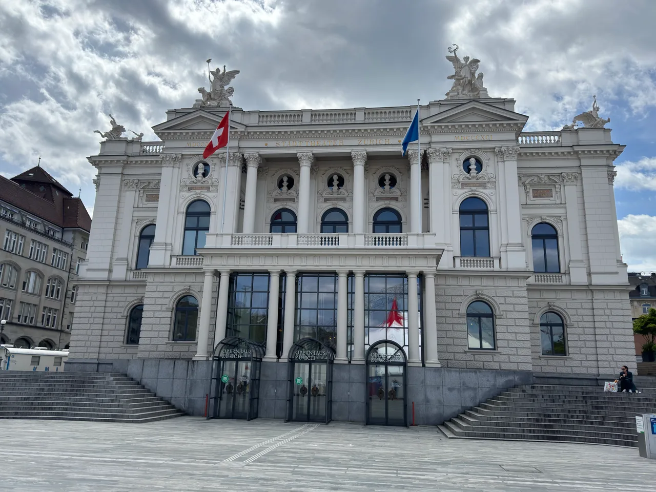 Zürich Opera House — culture guide Zurich